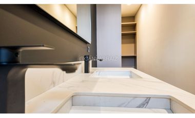 Venta de Casa Moderna para Estrenar Llanogrande