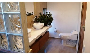 Casa Amoblada en Arriendo en Rionegro sector el Yarumo