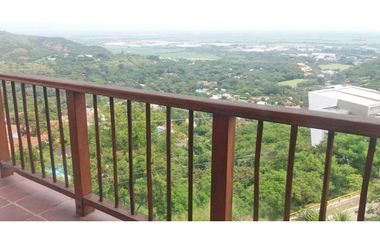 CASA CAMPESTRE EN VENTA, COLINAS ARROYOALTO, DAPA, YUMBO