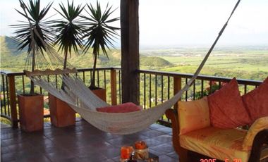 CASA CAMPESTRE EN VENTA, COLINAS ARROYOALTO, DAPA, YUMBO