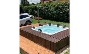 Casa en Arriendo en Llanogrande con Jacuzzi