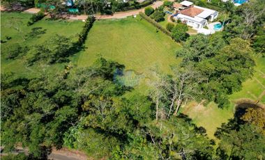 En Venta Lote Campestre en Condominio Santa Teresita (Restrepo)