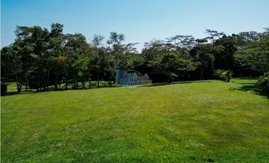 En Venta Lote Campestre en Condominio Santa Teresita (Restrepo)