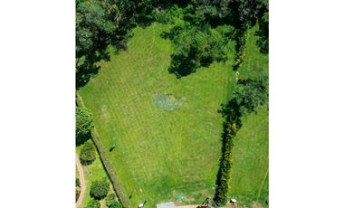 En Venta Lote Campestre en Condominio Santa Teresita (Restrepo)