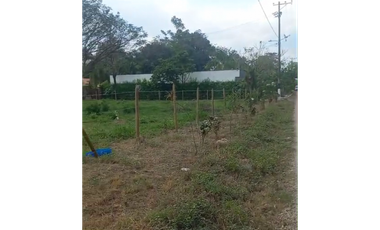 LOTE ESQUINERO EN VENTA, APIAY, VIA PUERTO LOPEZ