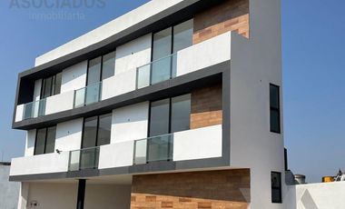 CASA HABITACIONAL EN VENTA, LÁZARO CÁRDENAS, METEPEC