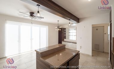 Casa en Renta equipada en Dominio Cumbres con amplio patio Garcia, NL