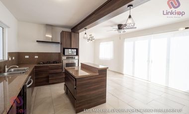 Casa en Renta equipada en Dominio Cumbres con amplio patio Garcia, NL