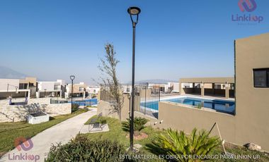 Casa en Renta equipada en Dominio Cumbres con amplio patio Garcia, NL