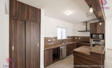 Casa en Renta equipada en Dominio Cumbres con amplio patio Garcia, NL
