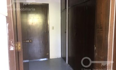 Venta y Renta de Casa de 2 niveles con 2 recámaras en Calle Zamora, Col. Centro, Coatzacoalcos, Ver.