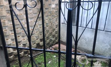 Venta y Renta de Casa de 2 niveles con 2 recámaras en Calle Zamora, Col. Centro, Coatzacoalcos, Ver.