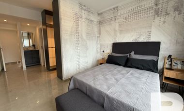 Departamento de 3 ambientes a la calle con balcón y habitación en suite