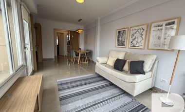 Departamento de 3 ambientes a la calle con balcón y habitación en suite
