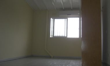 DEPTO 2 AMB. AMPLIO TIPO LOFT  CON COCHERA 2º X ESCALERA. ,.COMPLEJO CON PISICINA Y PARRILLA. TIGRE. TEDIN 159