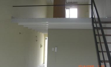 DEPTO 2 AMB. AMPLIO TIPO LOFT  CON COCHERA 2º X ESCALERA. ,.COMPLEJO CON PISICINA Y PARRILLA. TIGRE. TEDIN 159