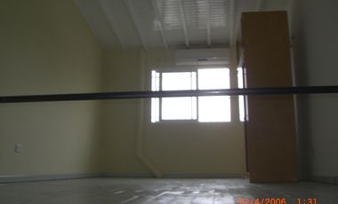 DEPTO 2 AMB. AMPLIO TIPO LOFT  CON COCHERA 2º X ESCALERA. ,.COMPLEJO CON PISICINA Y PARRILLA. TIGRE. TEDIN 159