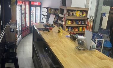 Local Comercial en Venta en DERECHO DE LLAVES DE MINIMERCADO DE BEBIDAS ALCOHOLICAS Y MÁS. EN VITACURA.!!