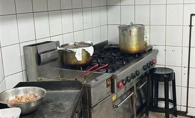 Local Comercial en Venta en DERECHO DE LLAVES DE FUENTE DE SODA CON PATENTE DE CERVEZAS EN ZONA TOP DE LAS CONDES.