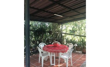 VENDO LINDISIMA FINCA CHINAUTA