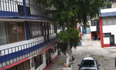 Nave Industrial en Venta: Oficinas y Mini Bodegas