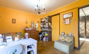 BARRIO LAS LILAS / ELIODORO YÁÑEZ