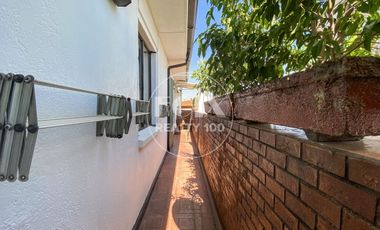 BARRIO LAS LILAS / ELIODORO YÁÑEZ