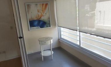 Departamento - 2  ambientes luminoso  con cochera cubierta fija   - Palermo Chico