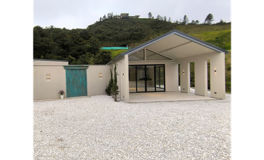 CASA PARA ESTRENAR EN VENTA EN UNIDAD CERRADA , EL RETIRO