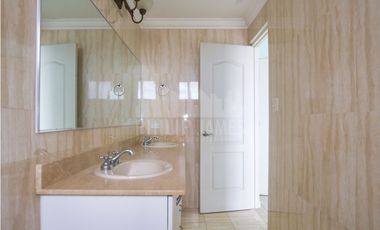 Venta de Casa, Brisas del Golf. Brisas Heights