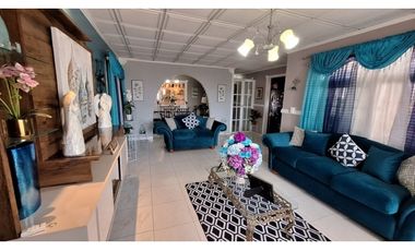 VENDO HERMOSA REMODELADA CASA URB. CAMINO REAL  SAN ANTONIO