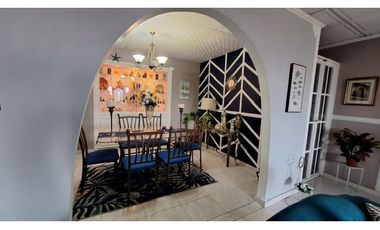 VENDO HERMOSA REMODELADA CASA URB. CAMINO REAL  SAN ANTONIO