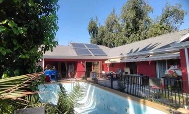 Casa en venta en LA REINA
