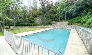 ARRIENDO CASA VITACURA LO CURRO CONDOMINIO