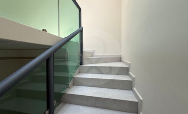 LA PUNTA, SEXTA SECCIÓN DE LOMAS VERDES. Casa en condominio en venta en Lomas Verdes
