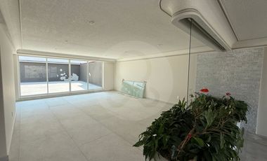 LA PUNTA, SEXTA SECCIÓN DE LOMAS VERDES. Casa en condominio en venta en Lomas Verdes