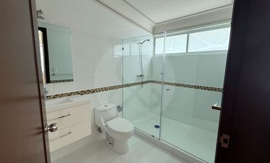 LA PUNTA, SEXTA SECCIÓN DE LOMAS VERDES. Casa en condominio en venta en Lomas Verdes