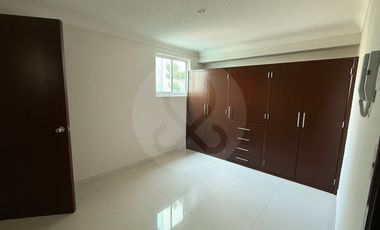LA PUNTA, SEXTA SECCIÓN DE LOMAS VERDES. Casa en condominio en venta en Lomas Verdes