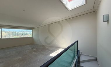 LA PUNTA, SEXTA SECCIÓN DE LOMAS VERDES. Casa en condominio en venta en Lomas Verdes