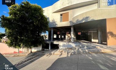 Local en Renta Amplio en Obra Gris, con precio por debajo del mercado de oportunidad para gimnasio, escuela de danza, artes marciales, Asociaciones.