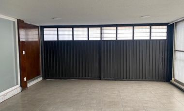 RENTA DE EDIFICIO EN SANTA CLARA, TOLUCA