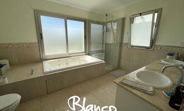 Casa en Venta en La Lomada, Pilar, G.B.A. Zona Norte, Argentina