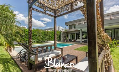 Casa en Venta en La Lomada, Pilar, G.B.A. Zona Norte, Argentina