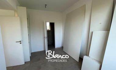 Departamento en Venta en La Esmeralda, Derqui, Pilar, G.B.A. Zona Norte, Argentina