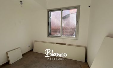 Departamento en Venta en La Esmeralda, Derqui, Pilar, G.B.A. Zona Norte, Argentina