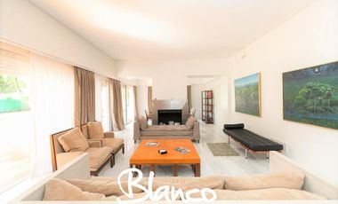 Casa en Venta en Lomas de San Isidro, San Isidro, G.B.A. Zona Norte, Argentina