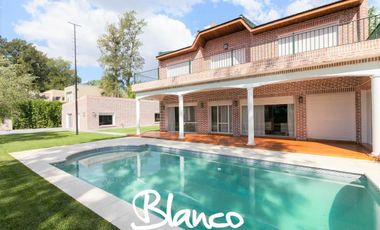 Casa en Venta en Lomas de San Isidro, San Isidro, G.B.A. Zona Norte, Argentina