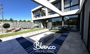 Casa en Venta en La Lomada, Pilar, G.B.A. Zona Norte, Argentina