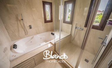 Casa en Venta en La Lomada, Pilar, G.B.A. Zona Norte, Argentina