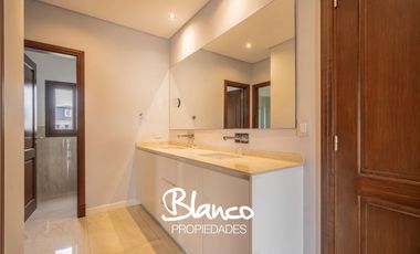 Casa en Venta en La Lomada, Pilar, G.B.A. Zona Norte, Argentina